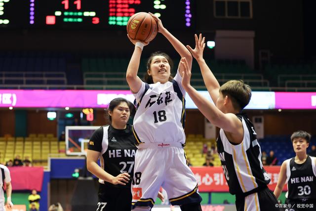 埃因霍温加时末段临场应变，志在CBA季后赛名次提升，赛场秩序良好，年轻球员得到机会的简单介绍